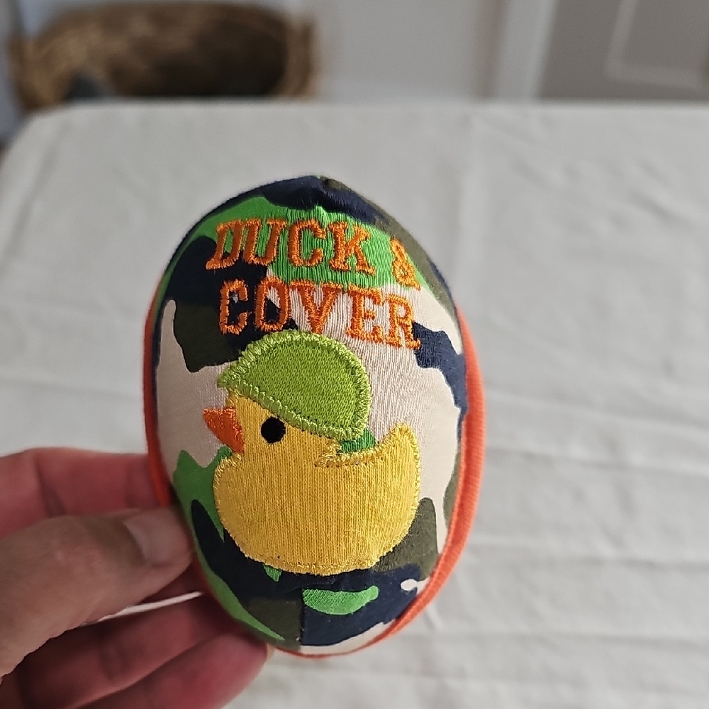 Wee Blocker. Duck & Cover Camouflage Pee Blocker